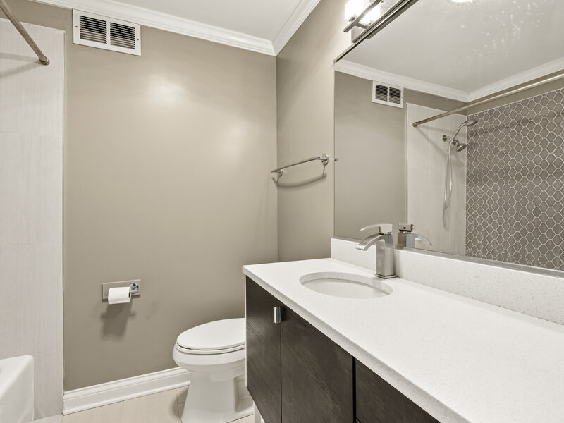 4250 N Marine Drive Chicago IL 60613