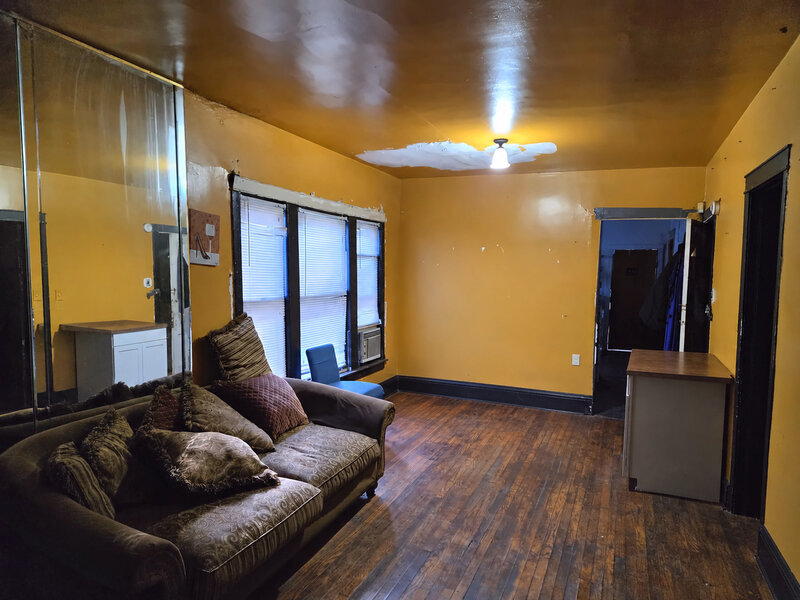 8940 S Parnell Avenue Chicago IL 60620