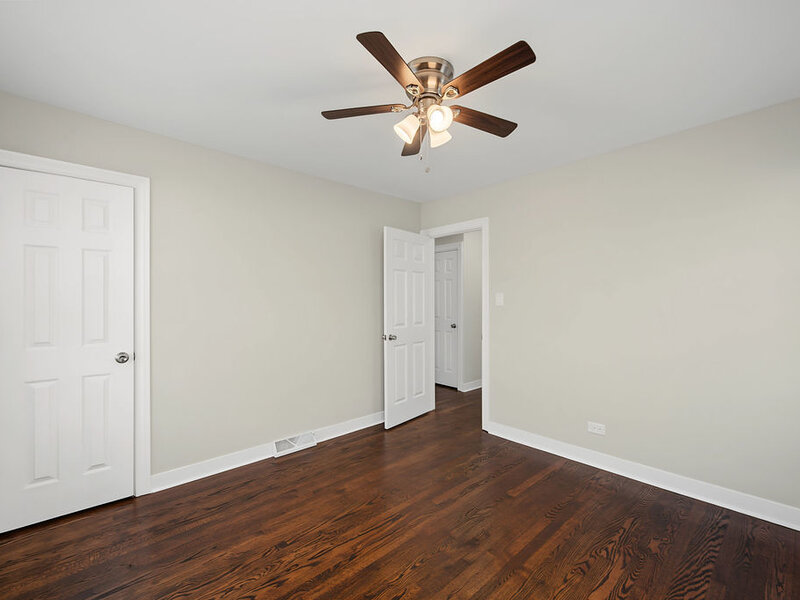 11325 S Avenue H Chicago IL 60617