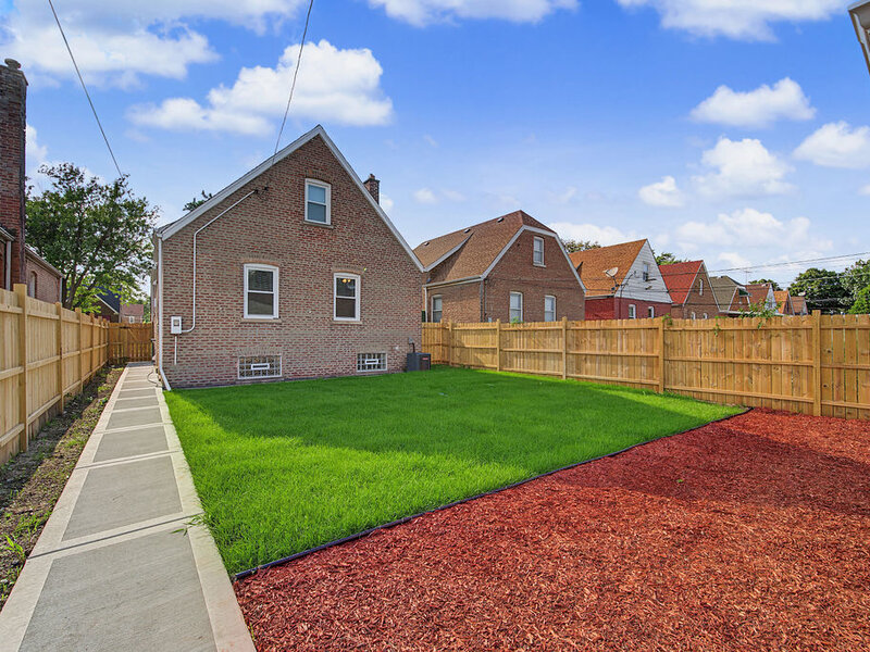 11325 S Avenue H Chicago IL 60617
