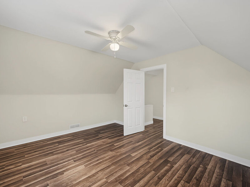 11325 S Avenue H Chicago IL 60617