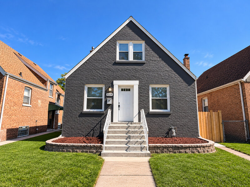 11325 S Avenue H Chicago IL 60617