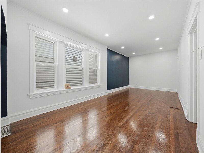 710 E 92nd Place Chicago IL 60619