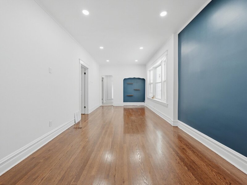 710 E 92nd Place Chicago IL 60619
