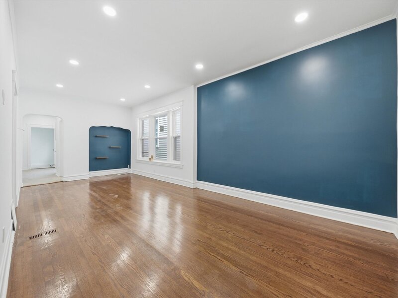 710 E 92nd Place Chicago IL 60619