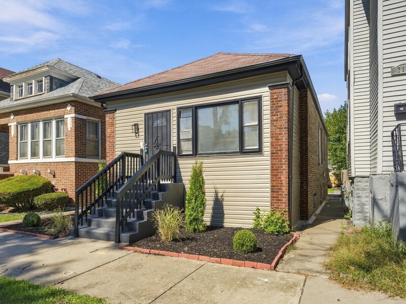 710 E 92nd Place Chicago IL 60619