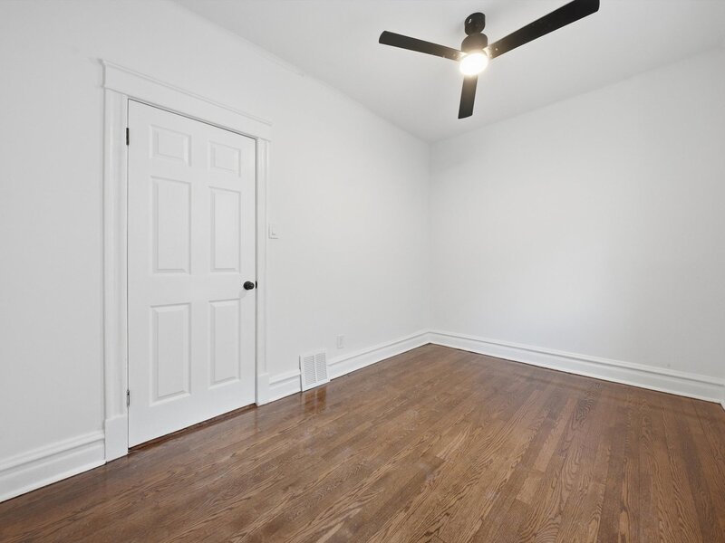710 E 92nd Place Chicago IL 60619