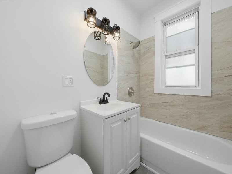710 E 92nd Place Chicago IL 60619