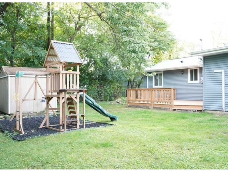 162 Thunderbird Trail Carol Stream IL 60188