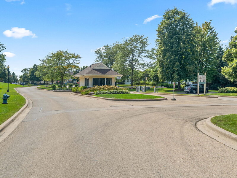 16310 Crescent Lake Drive Crest Hill IL 60403