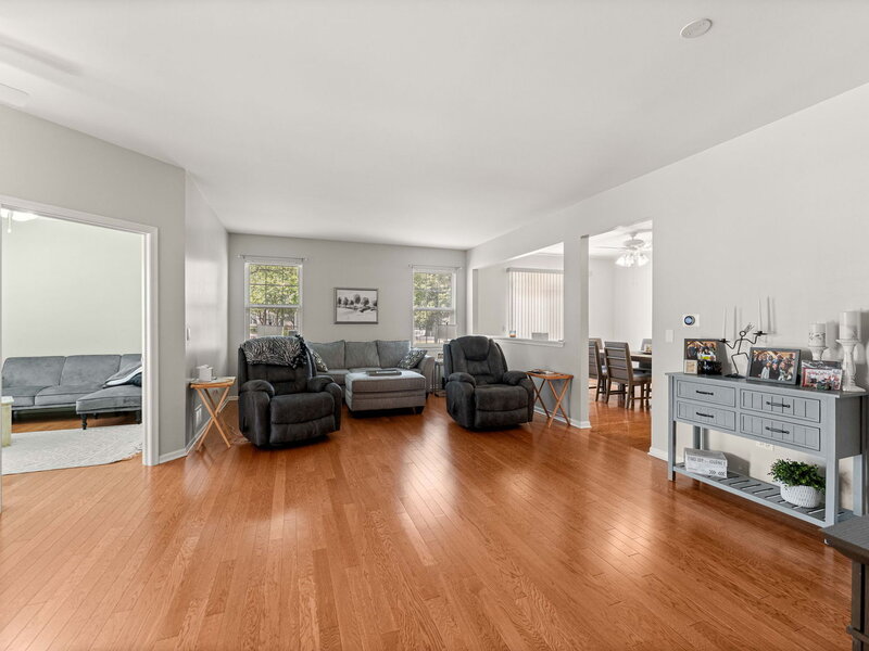 16310 Crescent Lake Drive Crest Hill IL 60403
