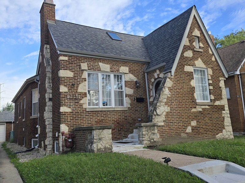 7951 S Blackstone Avenue Chicago IL 60619
