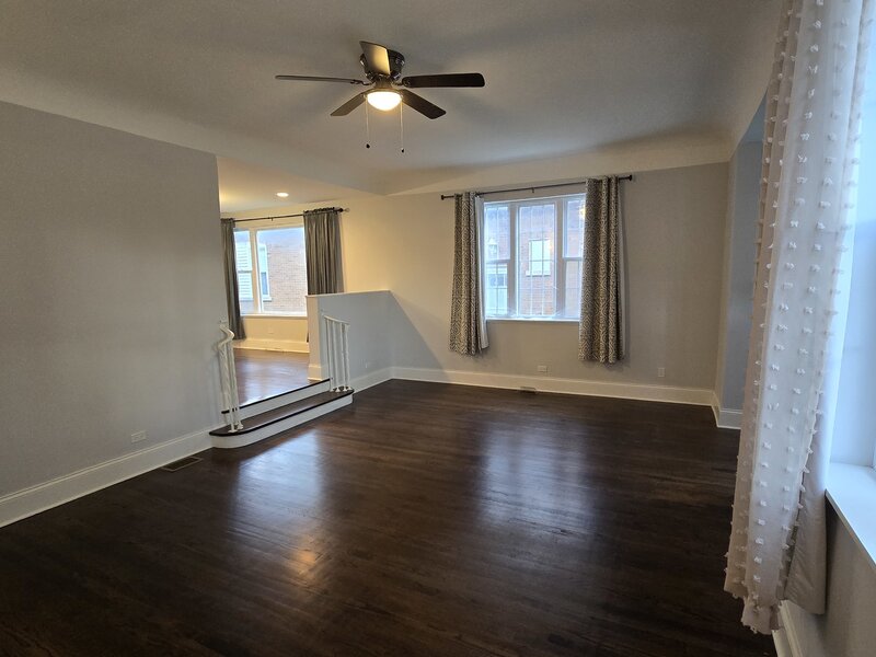 7951 S Blackstone Avenue Chicago IL 60619