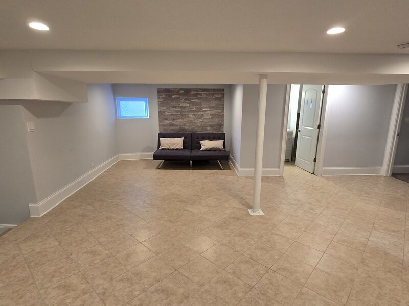 7951 S Blackstone Avenue Chicago IL 60619