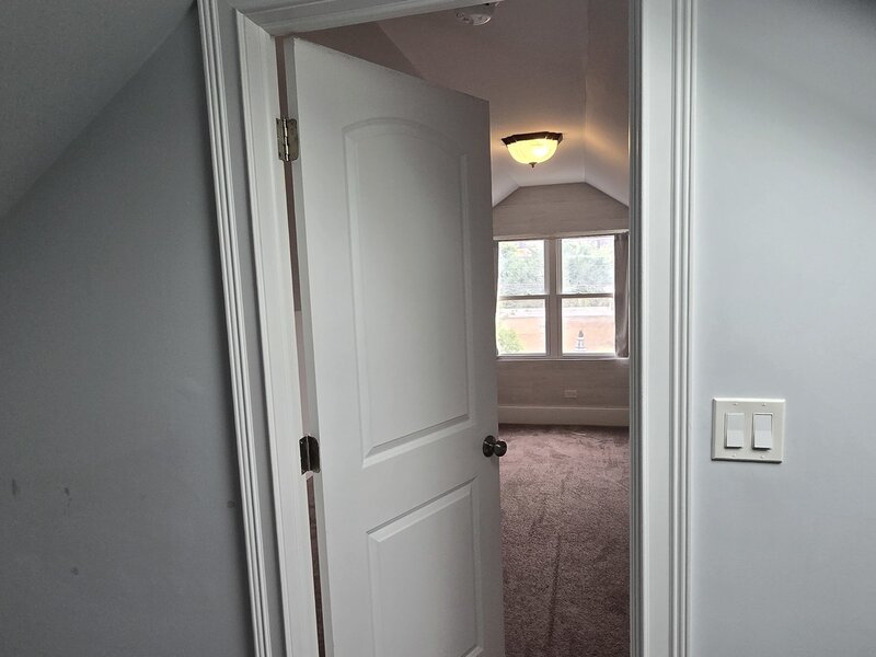 7951 S Blackstone Avenue Chicago IL 60619