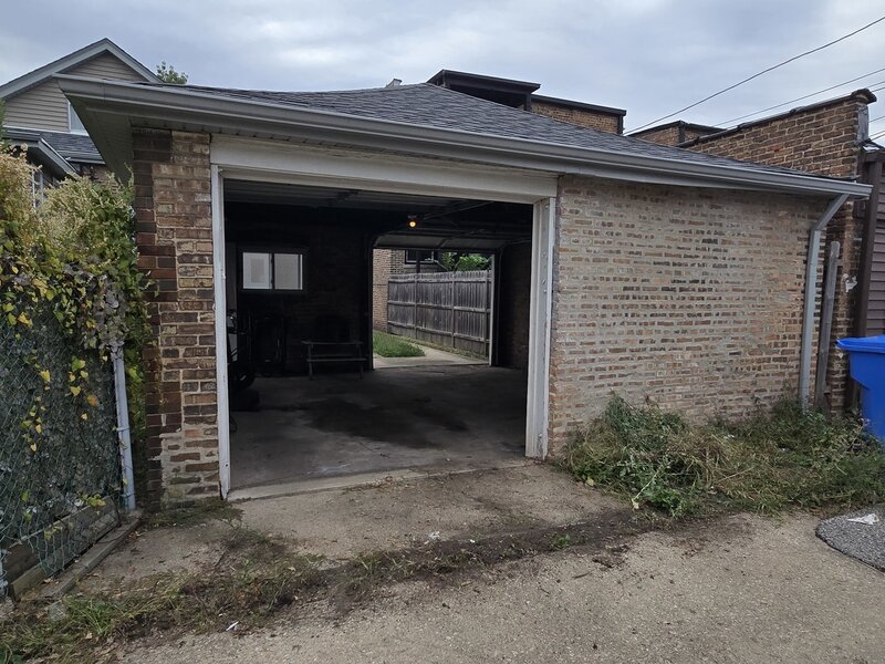 7951 S Blackstone Avenue Chicago IL 60619