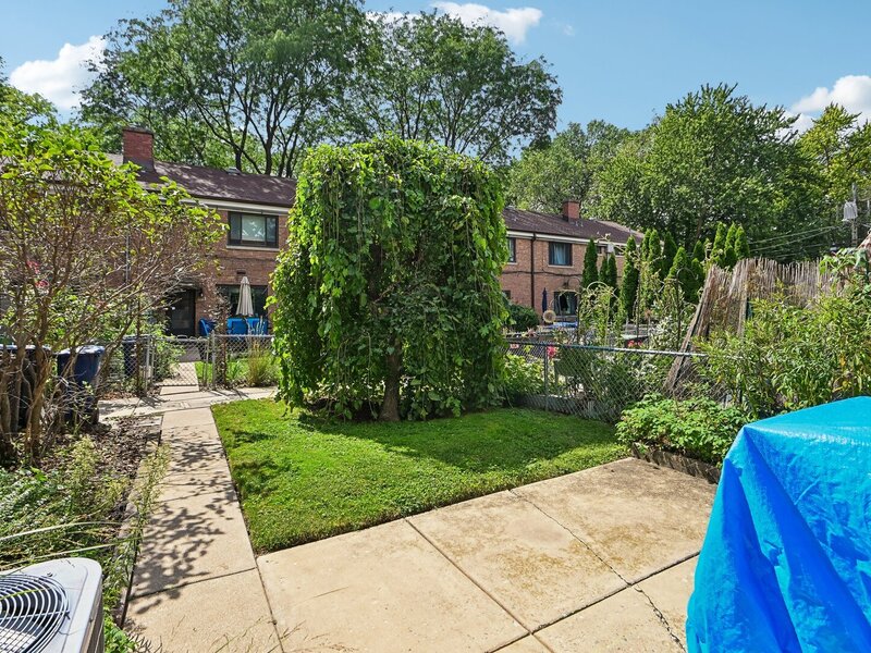 738 Dodge Avenue Evanston IL 60202