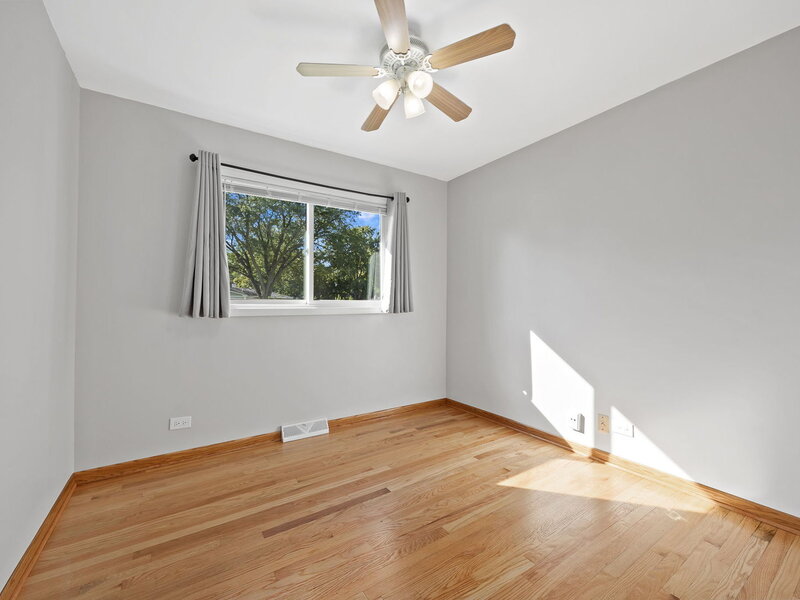 588 Kohley Road Lisle IL 60532