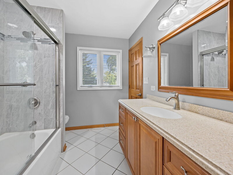 588 Kohley Road Lisle IL 60532