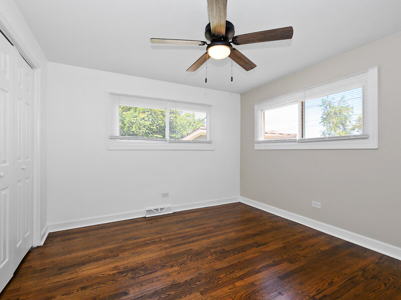 4024 W 106th Street Oak Lawn IL 60453