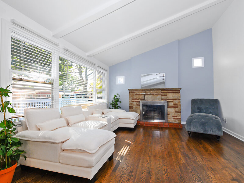 4024 W 106th Street Oak Lawn IL 60453
