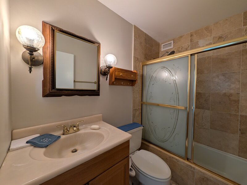 6171 N Sheridan Road Chicago IL 60660