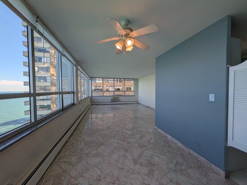 6171 N Sheridan Road Chicago IL 60660
