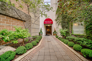 Photo of 40 E 9th Street Chicago IL 60605 Unit 1809
