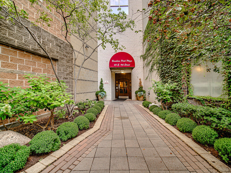 40 E 9th Street Chicago IL 60605