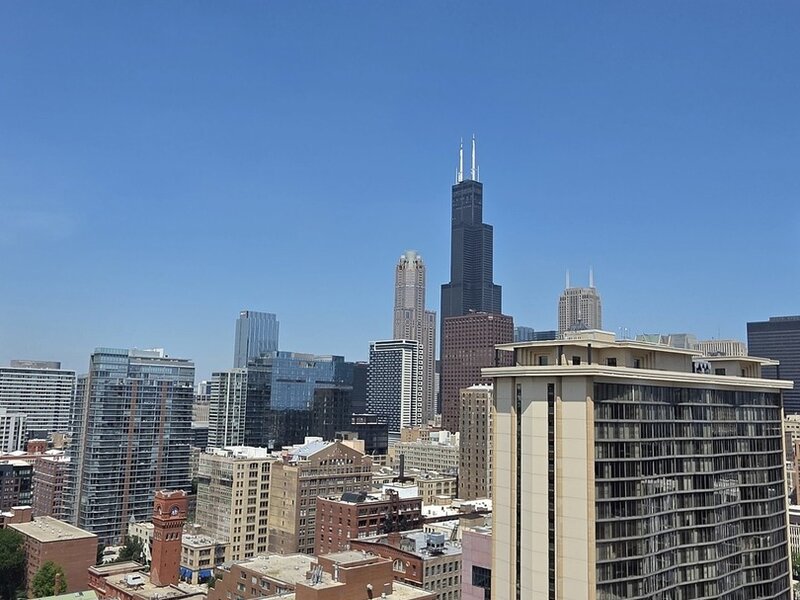 40 E 9th Street Chicago IL 60605