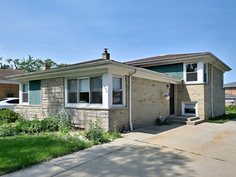 1032 Daniel Drive Bensenville IL 60106