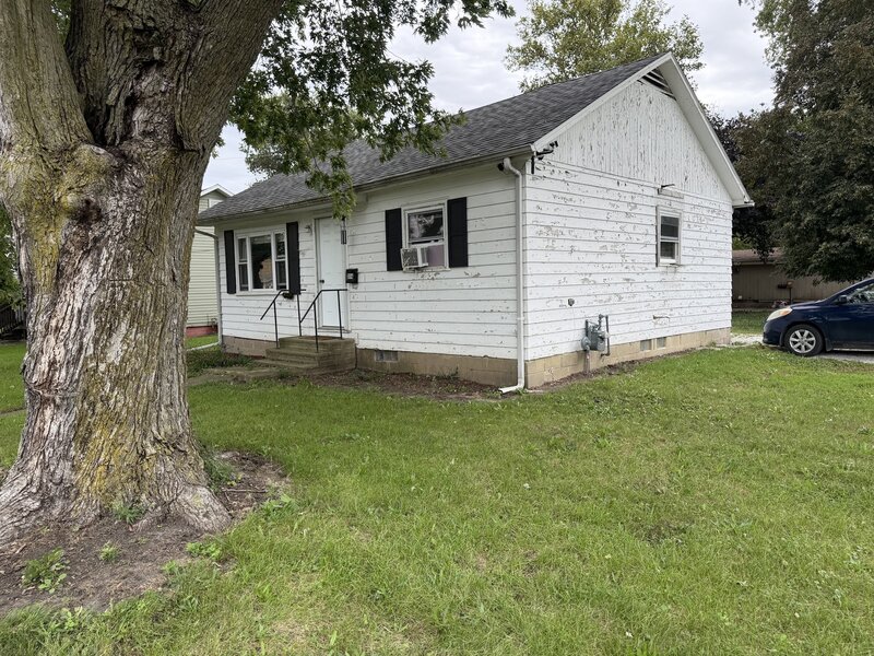 314 W Second Street Gilman IL 60938