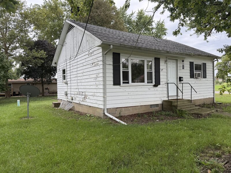 314 W Second Street Gilman IL 60938
