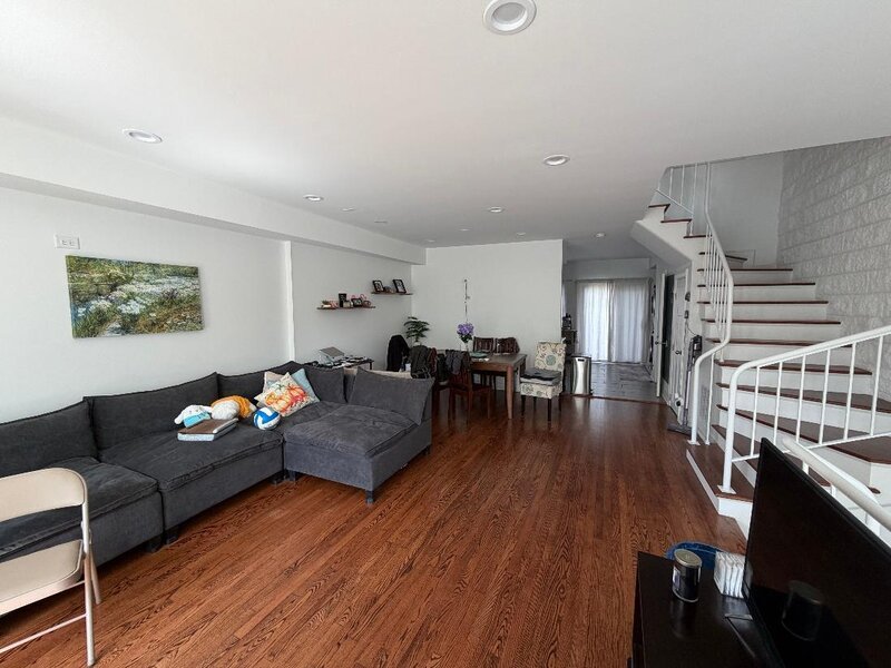 933 S Oakley Boulevard Chicago IL 60612