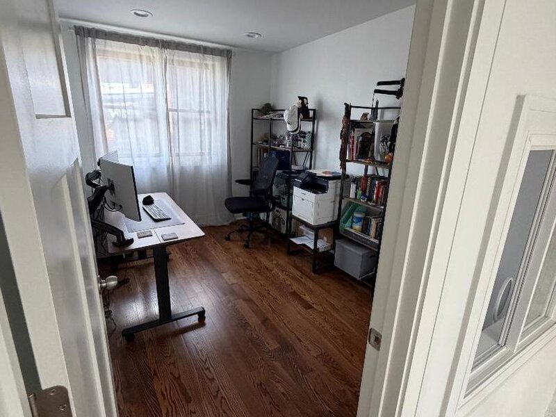 933 S Oakley Boulevard Chicago IL 60612