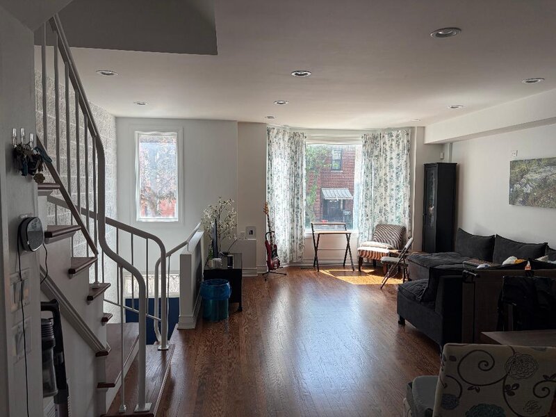 933 S Oakley Boulevard Chicago IL 60612