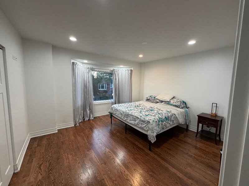 933 S Oakley Boulevard Chicago IL 60612