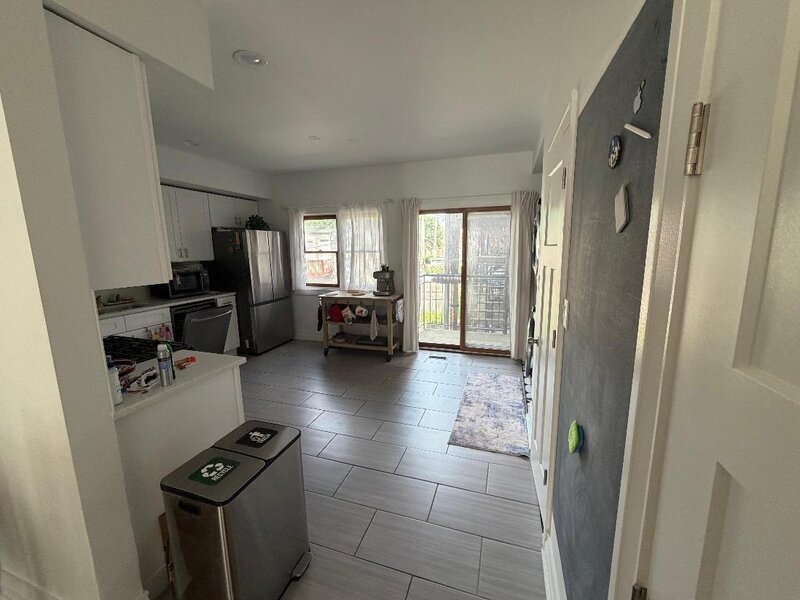 933 S Oakley Boulevard Chicago IL 60612