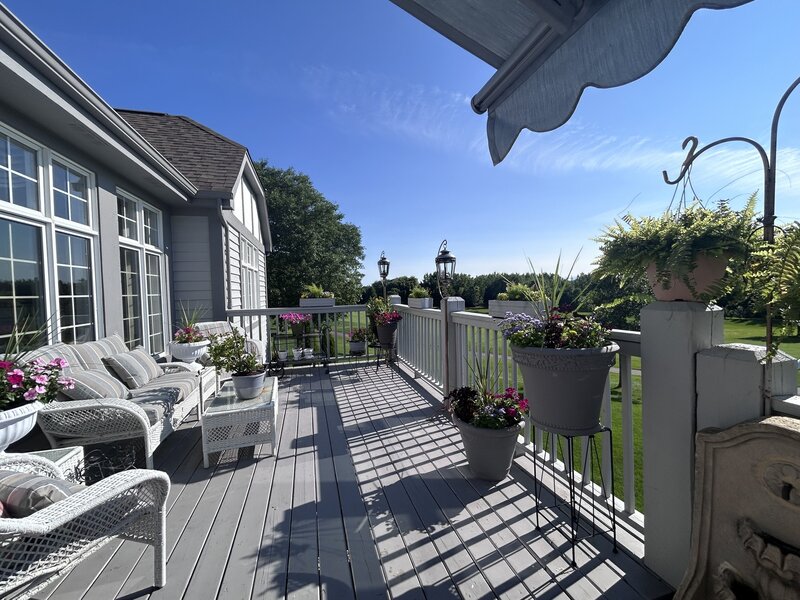 8 Canterbury Court Lake In The Hills IL 60156