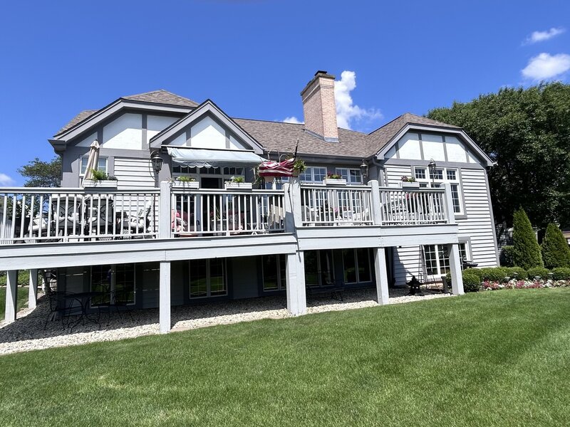 8 Canterbury Court Lake In The Hills IL 60156
