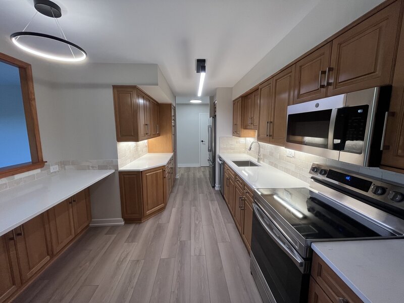 1615 E Central Road Arlington Heights IL 60005