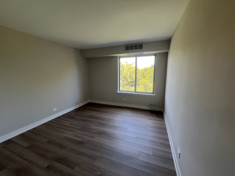 1615 E Central Road Arlington Heights IL 60005