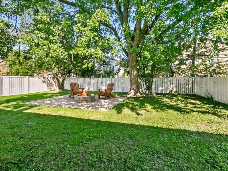 1340 Prince Drive South Holland IL 60473