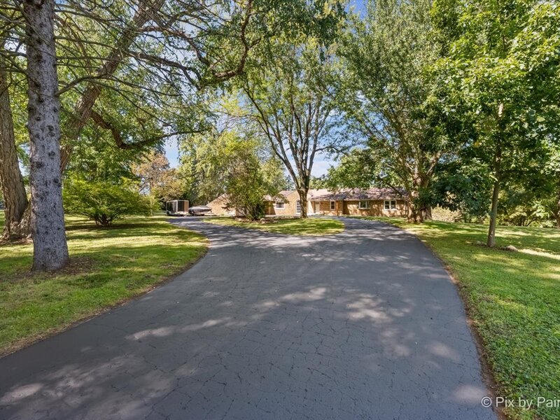 31 Penny Road Barrington Hills IL 60010