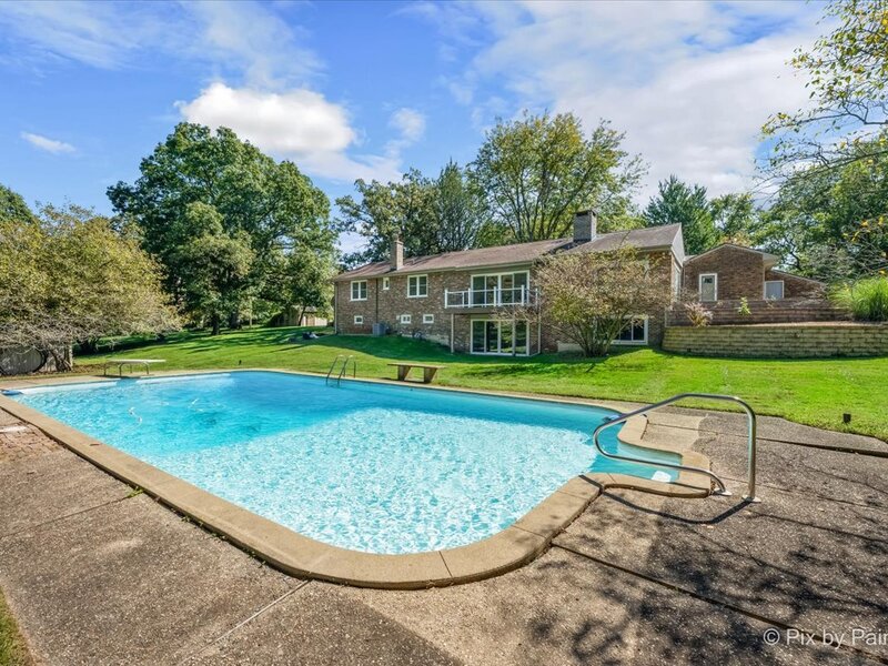 31 Penny Road Barrington Hills IL 60010