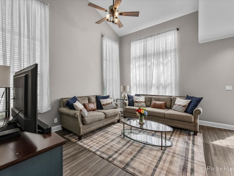 1423 Walnut Hill Avenue St. Charles IL 60174