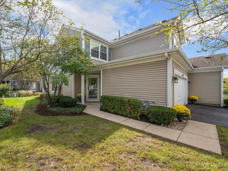1423 Walnut Hill Avenue St. Charles IL 60174