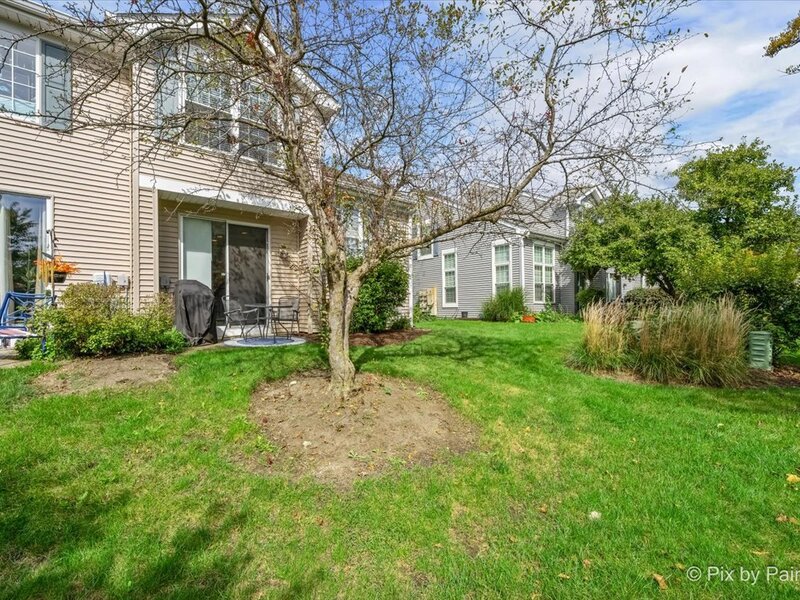 1423 Walnut Hill Avenue St. Charles IL 60174