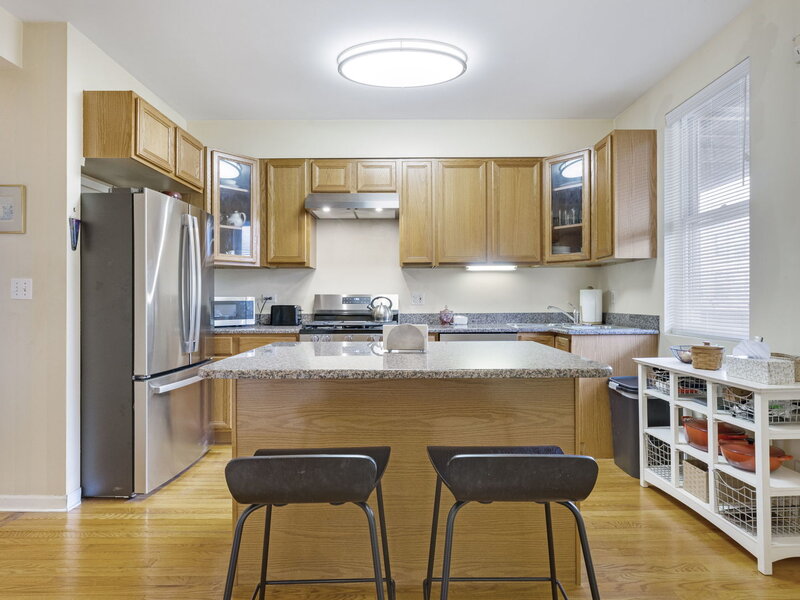 4710 S Ellis Avenue Chicago IL 60615