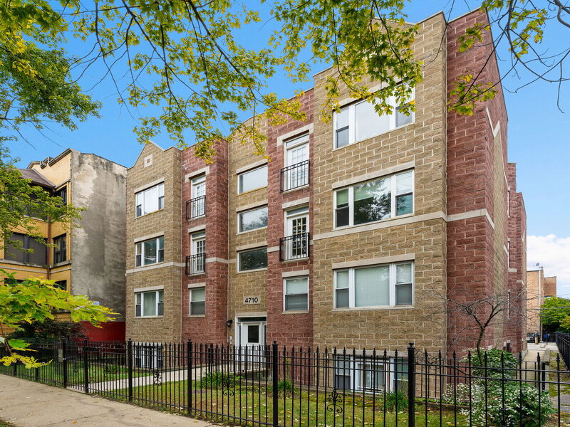 4710 S Ellis Avenue Chicago IL 60615